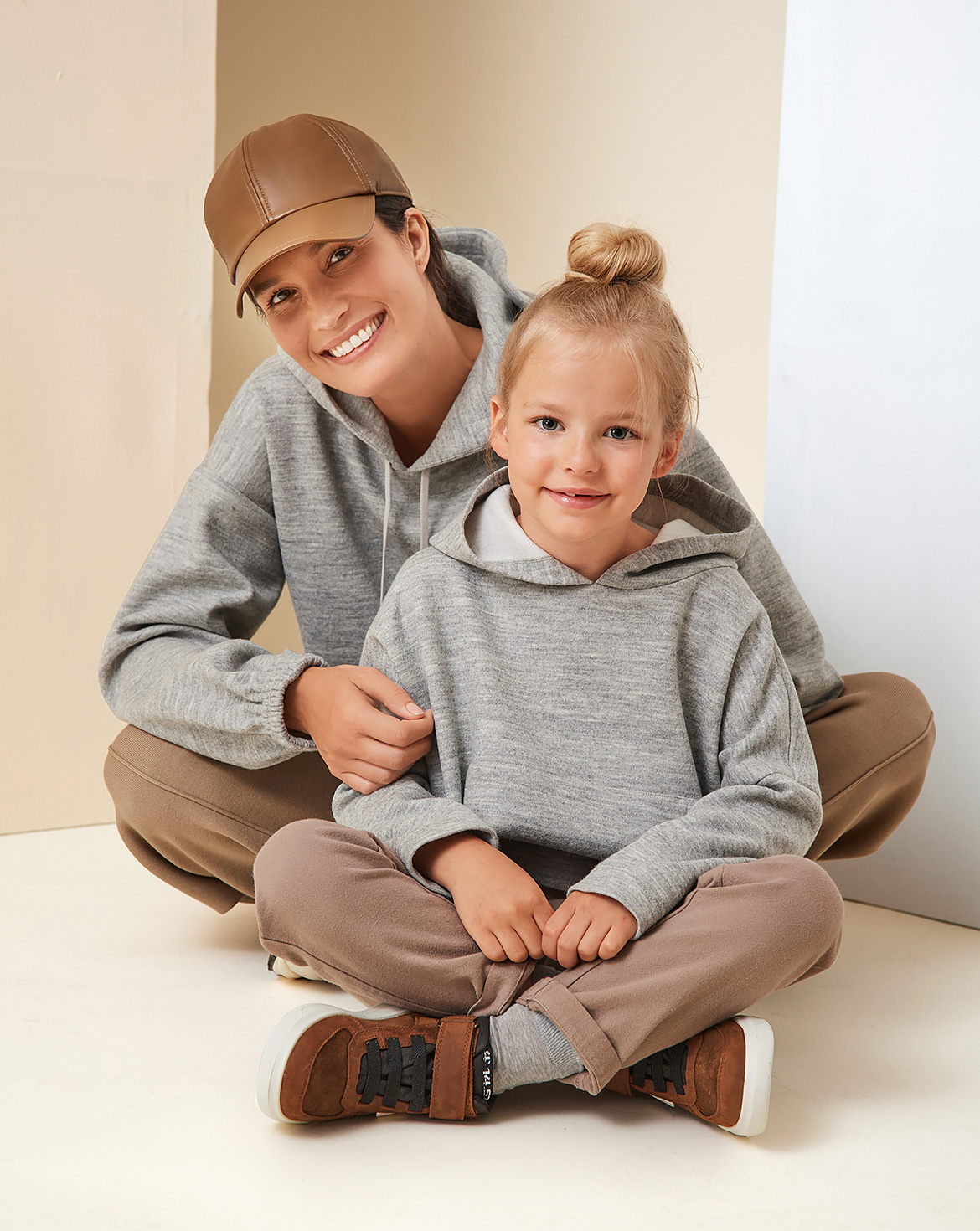 Sudadera #133 | burda style 10/22 Sudadera #133 | burda style 10/22