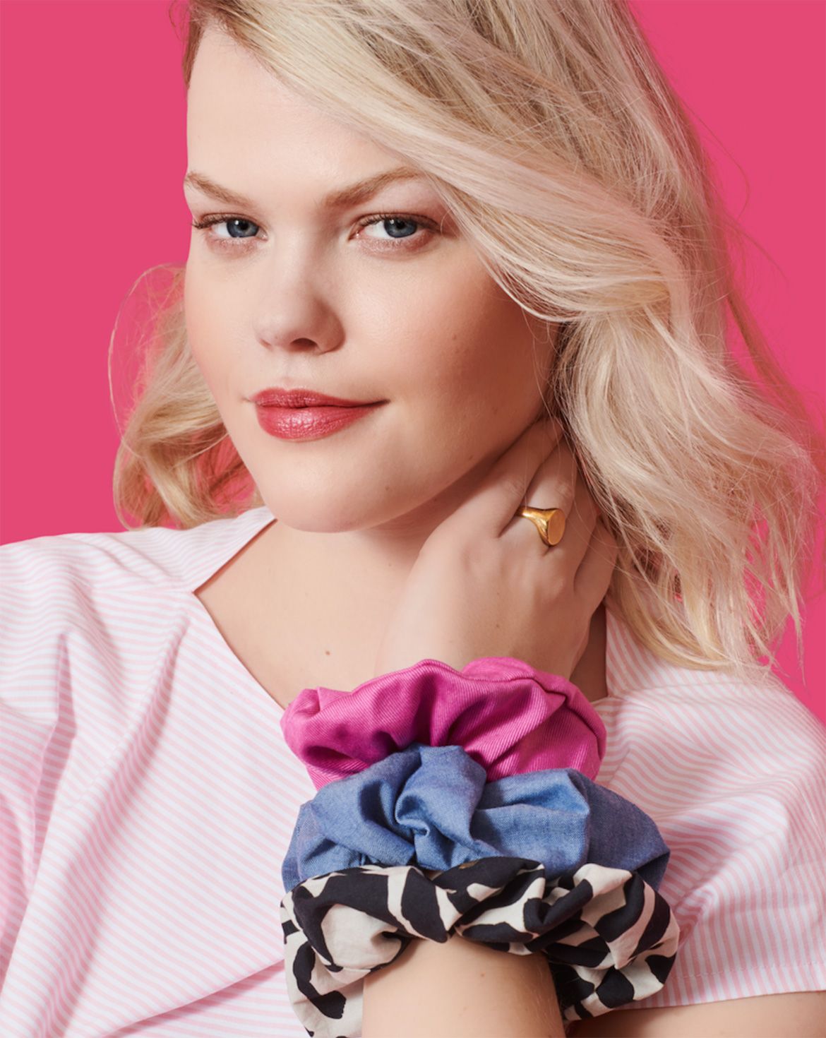 Coletero scrunchie | Curso de confección 8 - Burda Easy Beginner 2022 Coletero scrunchie | Curso de confección 8 - Burda Easy Beginner 2022